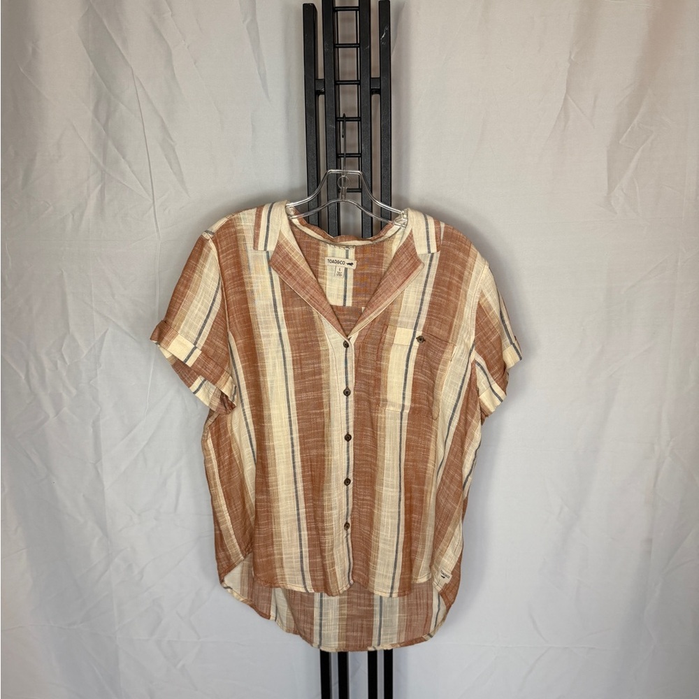 Toad&Co Tan and Cream Striped Button Down Shirt - Picture 1 of 4